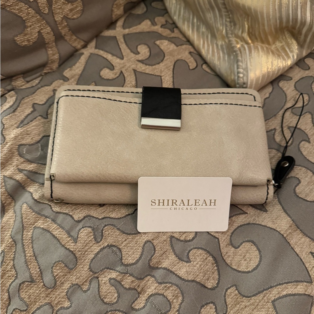 Shiraleah wallet new